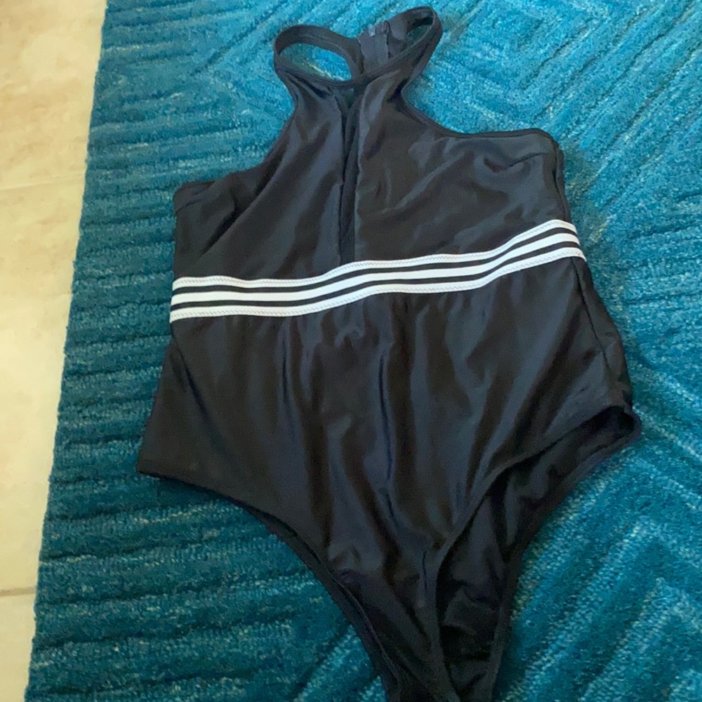 Bathing suit
